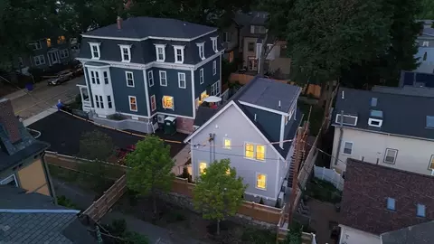 54 Davis Ave, Brookline, MA 02445 photo 12