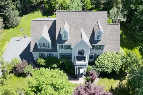 45 Johnson Dr, Holliston, MA 01746
