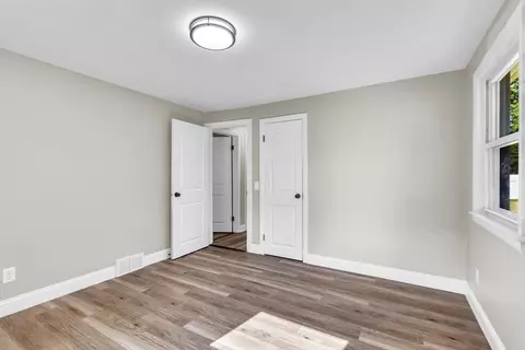 24 Capitol St, Springfield, MA 01119 photo 17