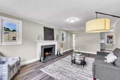 24 Capitol St, Springfield, MA 01119 photo 4