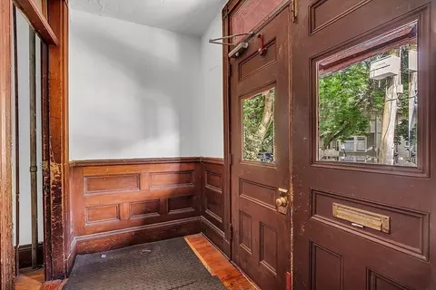 58 Aspinwall Ave, Brookline, MA 02446 photo 29