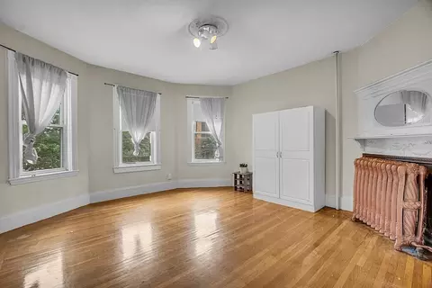 58 Aspinwall Ave, Brookline, MA 02446 photo 14