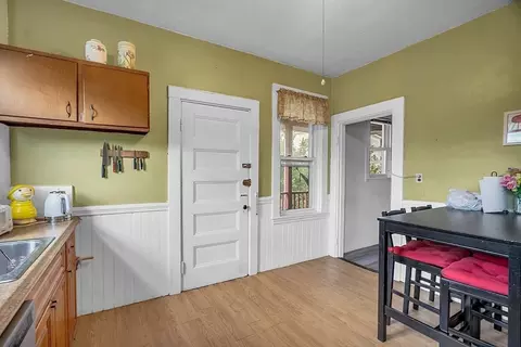 58 Aspinwall Ave, Brookline, MA 02446 photo 11