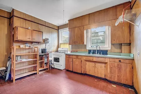 58 Aspinwall Ave, Brookline, MA 02446 photo 31
