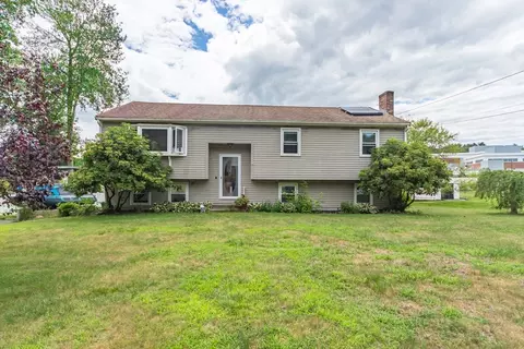 266 Mason Rd, Whitinsville, MA 01588