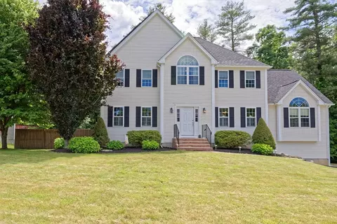 20 Draper Woods Rd, Fiskdale, MA 01518