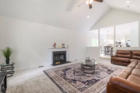 49 Camile, Webster, MA 01570 photo 17