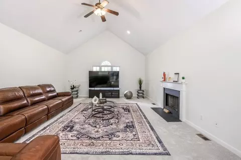 49 Camile, Webster, MA 01570 photo 15