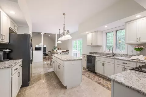 49 Camile, Webster, MA 01570 photo 13