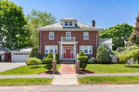40 Ramshead Rd, Medford, MA 02155