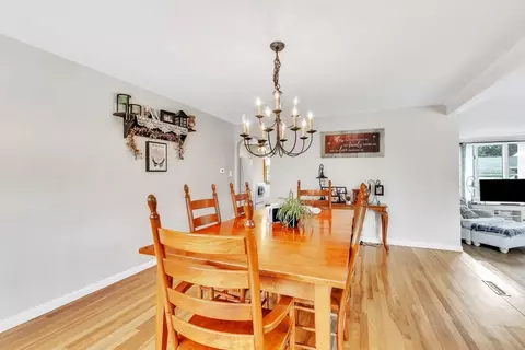 33 Beesley Ave, Chicopee, MA 01013 photo 15