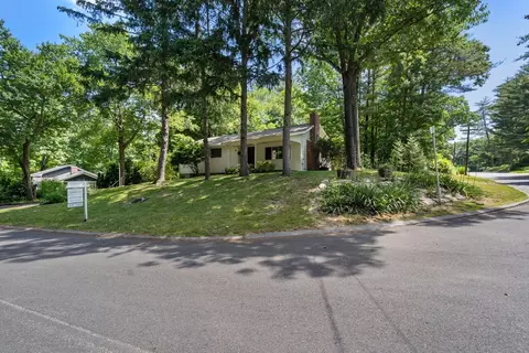 4 Birch Ridge Rd, Acton, MA 01720 photo 2
