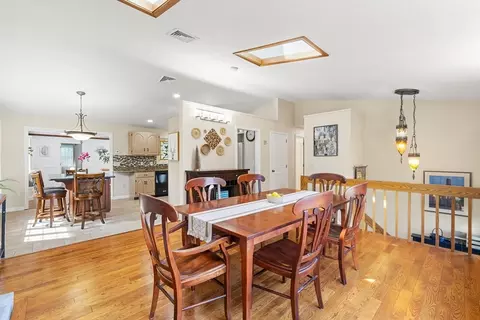 6 Crestlan Dr, Worcester, MA 01604 photo 6