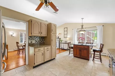 6 Crestlan Dr, Worcester, MA 01604 photo 7