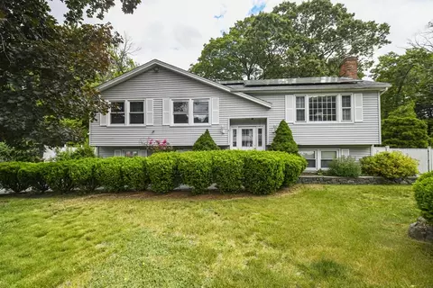 4 Pigeon Rd, Woburn, MA 01801