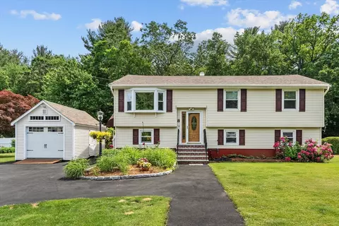 8 Baniulis Rd, Billerica, MA 01821