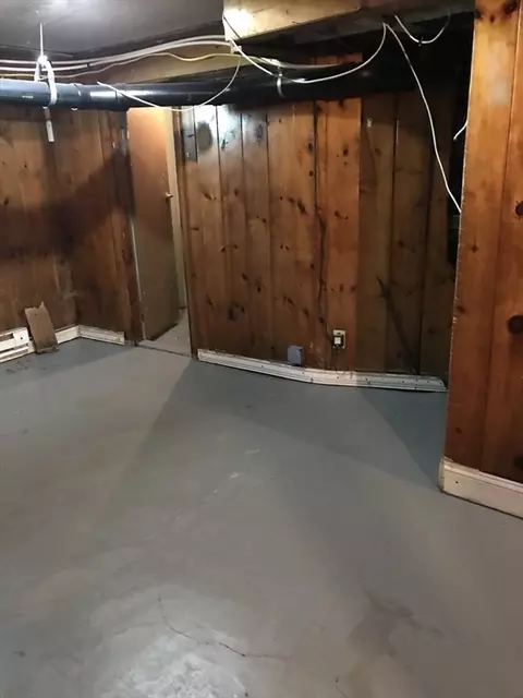 40 Glendell Ter, Springfield, MA 01108 photo 35