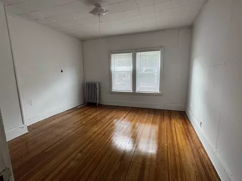 40 Glendell Ter, Springfield, MA 01108 photo 5