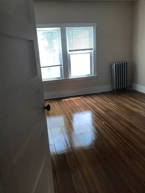 40 Glendell Ter, Springfield, MA 01108 photo 24