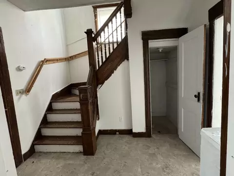 40 Glendell Ter, Springfield, MA 01108 photo 9