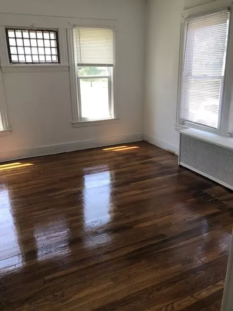 40 Glendell Ter, Springfield, MA 01108 photo 34