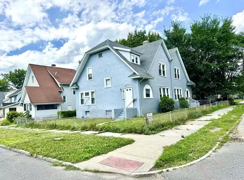 40 Glendell Ter, Springfield, MA 01108