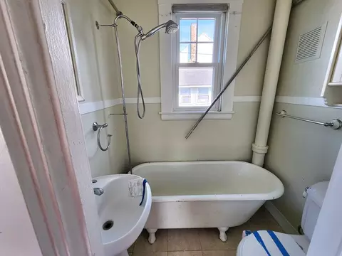 21 Hampton Cir, Hull, MA 02045 photo 12