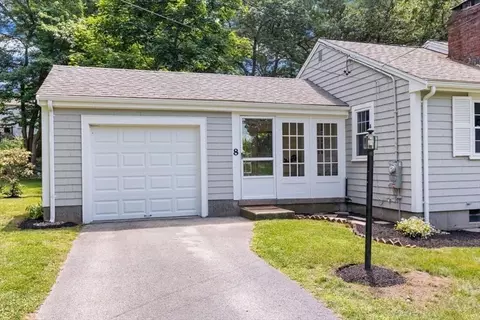 Exterior - 8 Hancock Rd, Hingham, MA 02043 photo 4 of 9