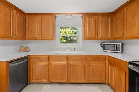 Kitchen - 8 Hancock Rd, Hingham, MA 02043 photo 2 of 3