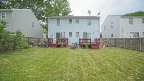 69-71 Laurence St, Springfield, MA 01104 photo 5