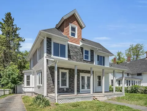 39 South St, Ware, MA 01082 photo 2