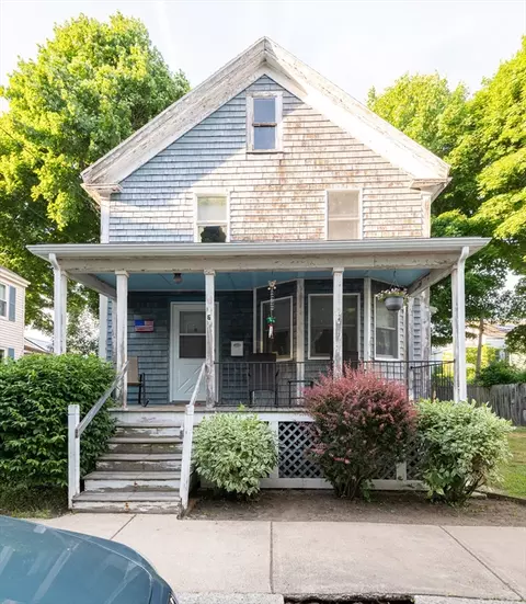 6 Thorndike St, Salem, MA 01970