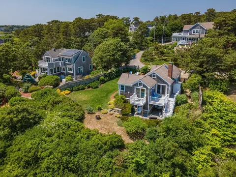 37 Chatharbor Ln, Chatham, MA 02659