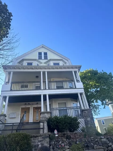 122-124 Beacon Hill Ave #1, Lynn, MA 01902