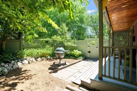 81 Franklin St, Brookline, MA 02445 photo 25