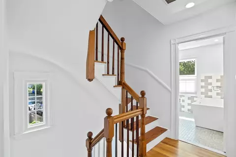 81 Franklin St, Brookline, MA 02445 photo 17