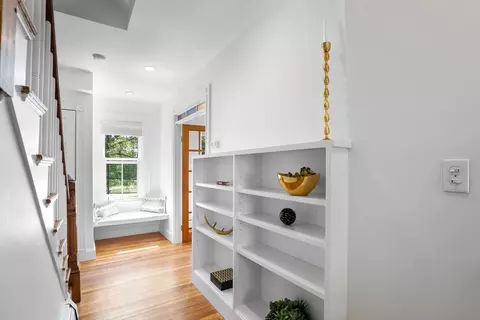 81 Franklin St, Brookline, MA 02445 photo 3