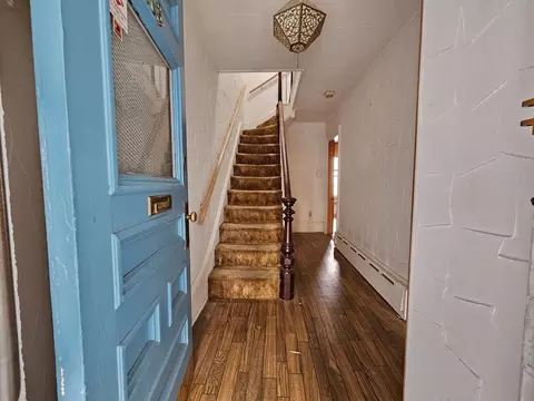 103 Bennington St, Boston, MA 02128