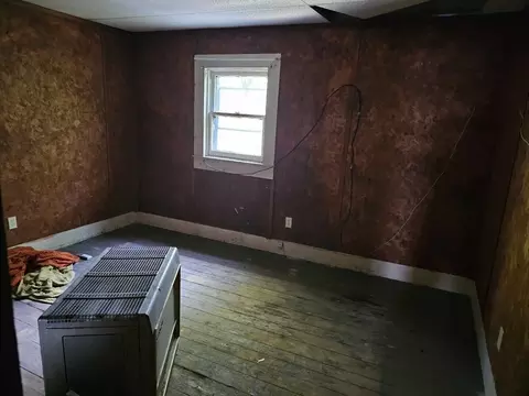 22 Negus St, Webster, MA 01570 photo 23