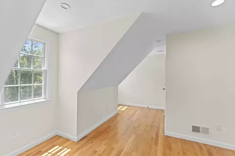 Bedroom - 25 Culloden Dr, Canton, MA 02021 photo 4 of 7