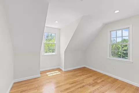 Bedroom - 25 Culloden Dr, Canton, MA 02021 photo 3 of 7