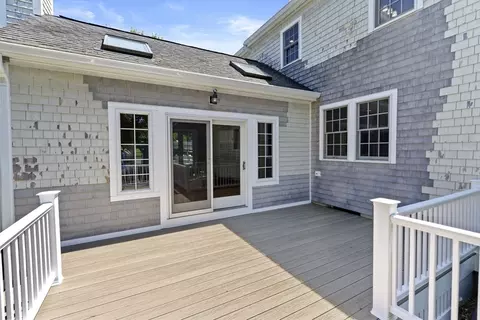Exterior - 25 Culloden Dr, Canton, MA 02021 photo 3 of 4