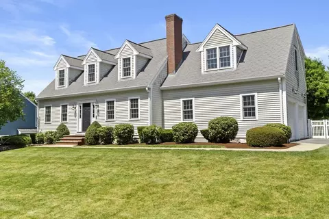 Exterior - 25 Culloden Dr, Canton, MA 02021 photo 2 of 4