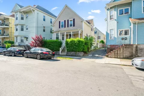 292 Davis St, New Bedford, MA 02746