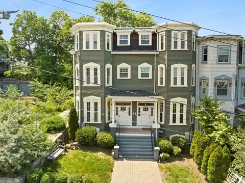 9 Everett Ave #3, Dorchester, MA 02125
