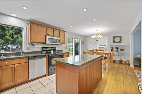 Kitchen - 14 Willard St, Wareham, MA 02571 photo 1 of 4