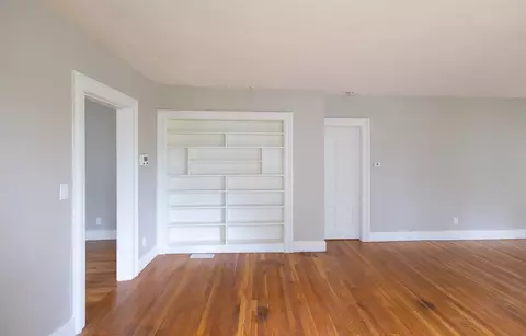 Living - 80 Florida St, Springfield, MA 01109 photo 3 of 10