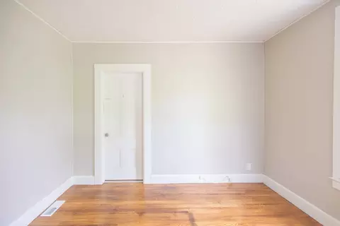 Bedroom - 80 Florida St, Springfield, MA 01109 photo 2 of 7