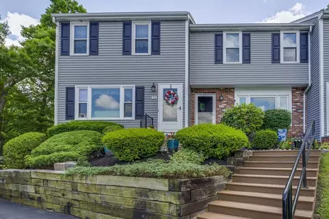 1170 Wilson Rd #54, Fall River, MA 02720
