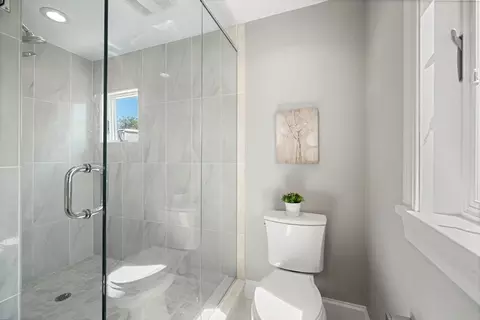 Bath - 663 E 5th # A, Boston, MA 02127 photo 5 of 6